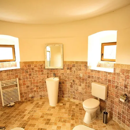 Guest house Veltheimsburg 3*