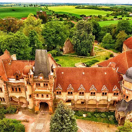 Veltheimsburg Pensión 3*
