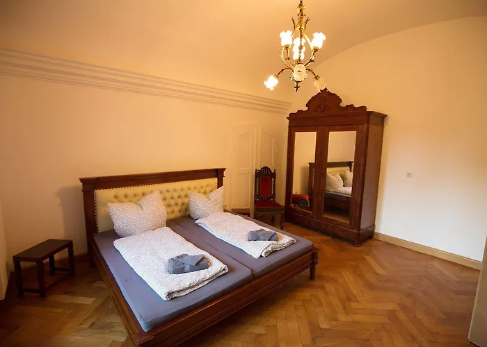 Veltheimsburg Гостевой дом 3*