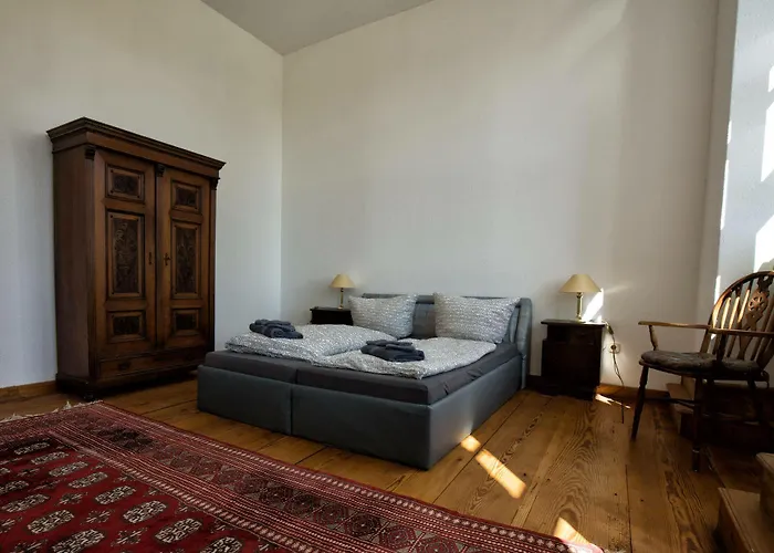 Veltheimsburg Гостевой дом 3*